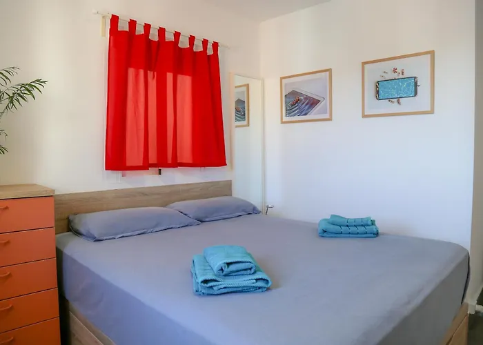 Calle Larga Apartment *