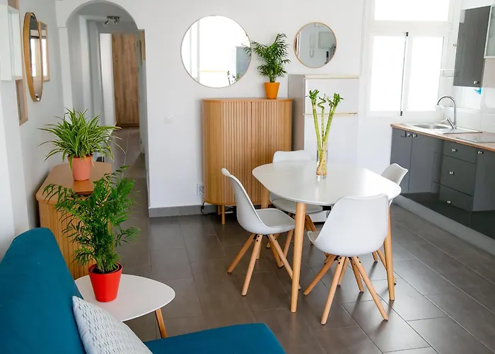 Calle Larga Apartment *